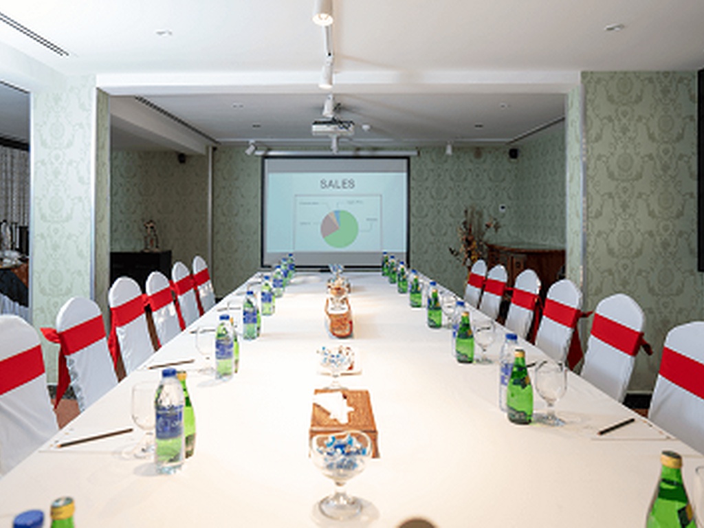 Meeting room Arabian Courtyard Hotel & Spa Bur Dubai